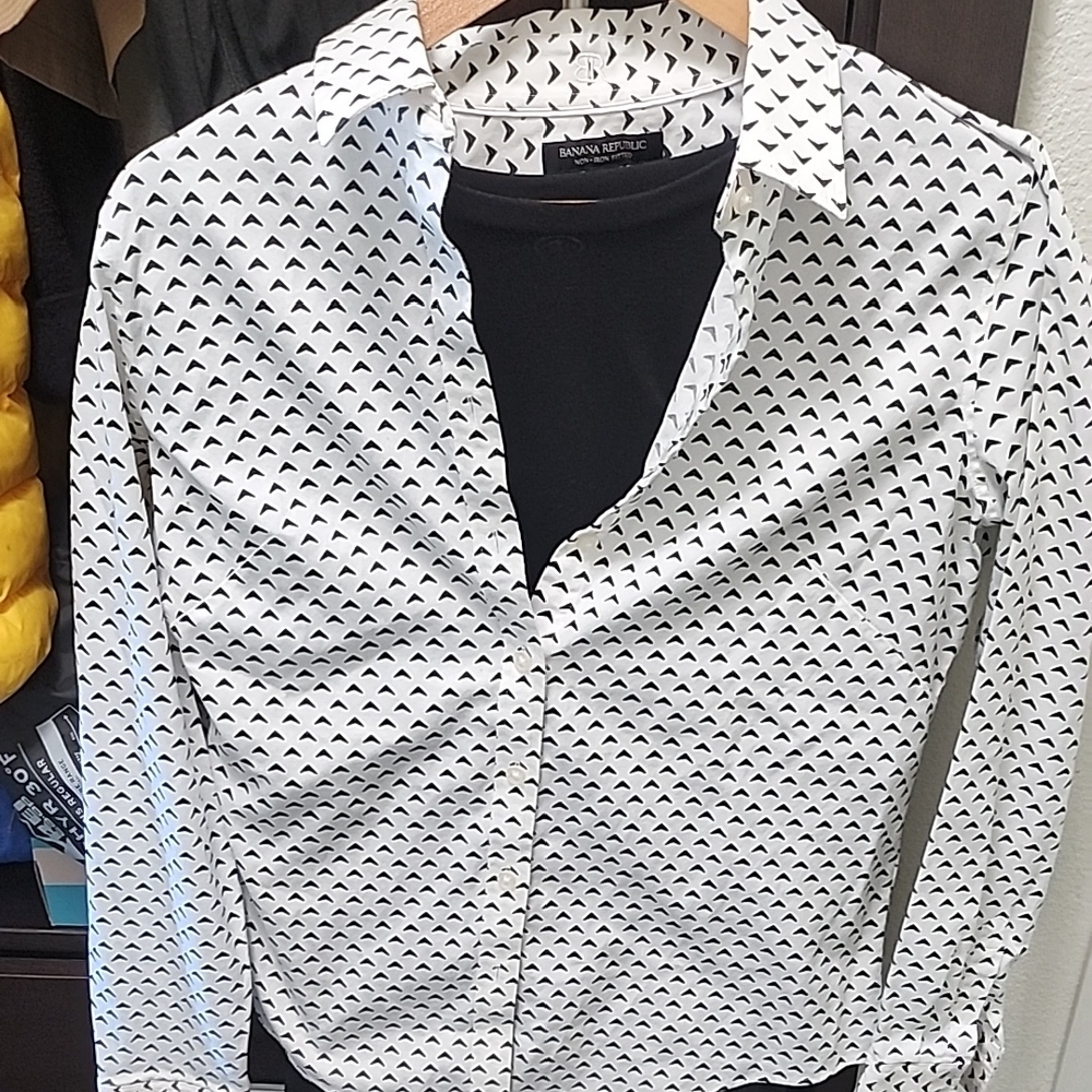 Black and White Geometric Dress Shirt Tailored Fit